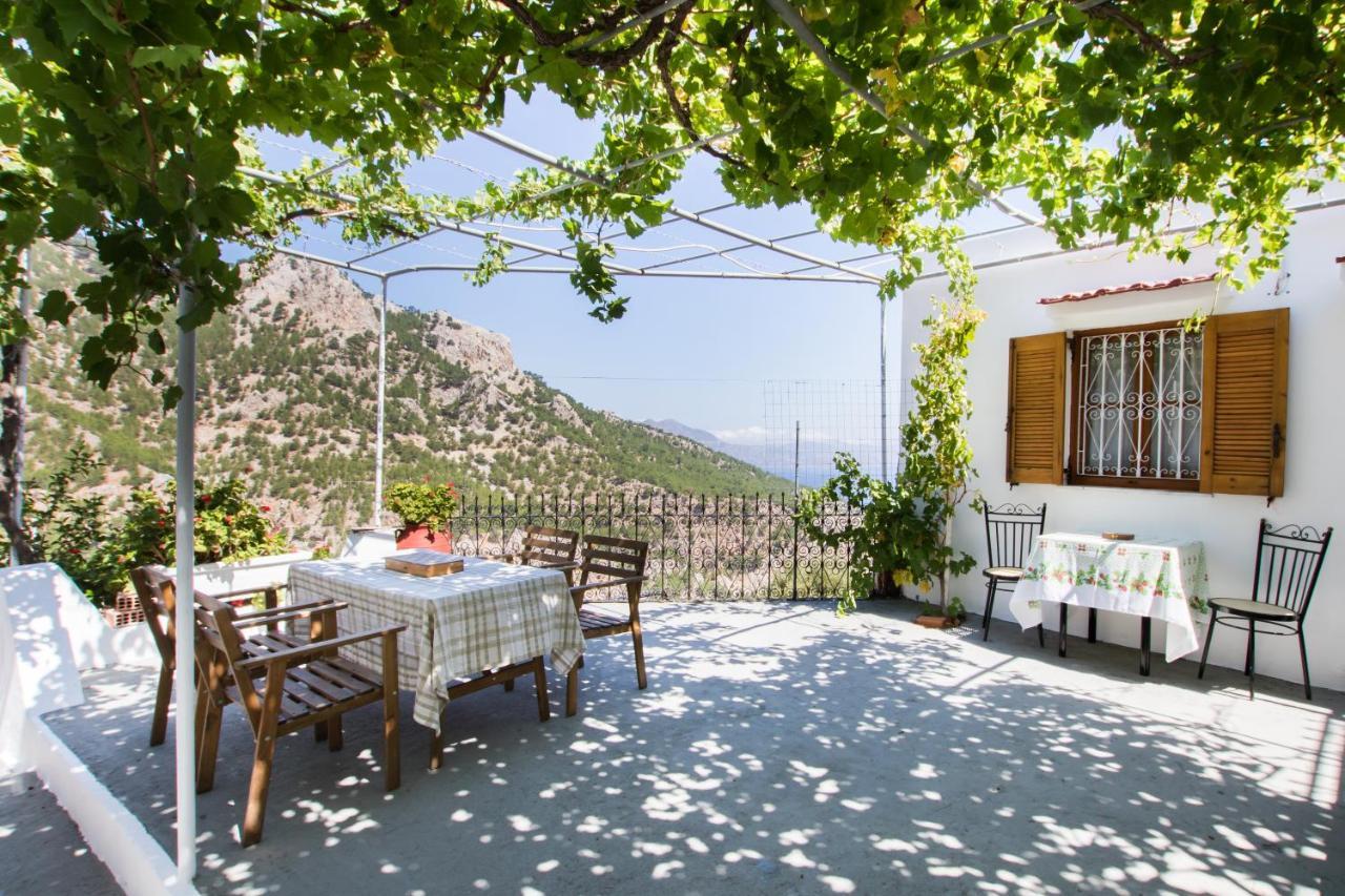 Myrtia Vacation Home Kyra Panagia Exterior photo